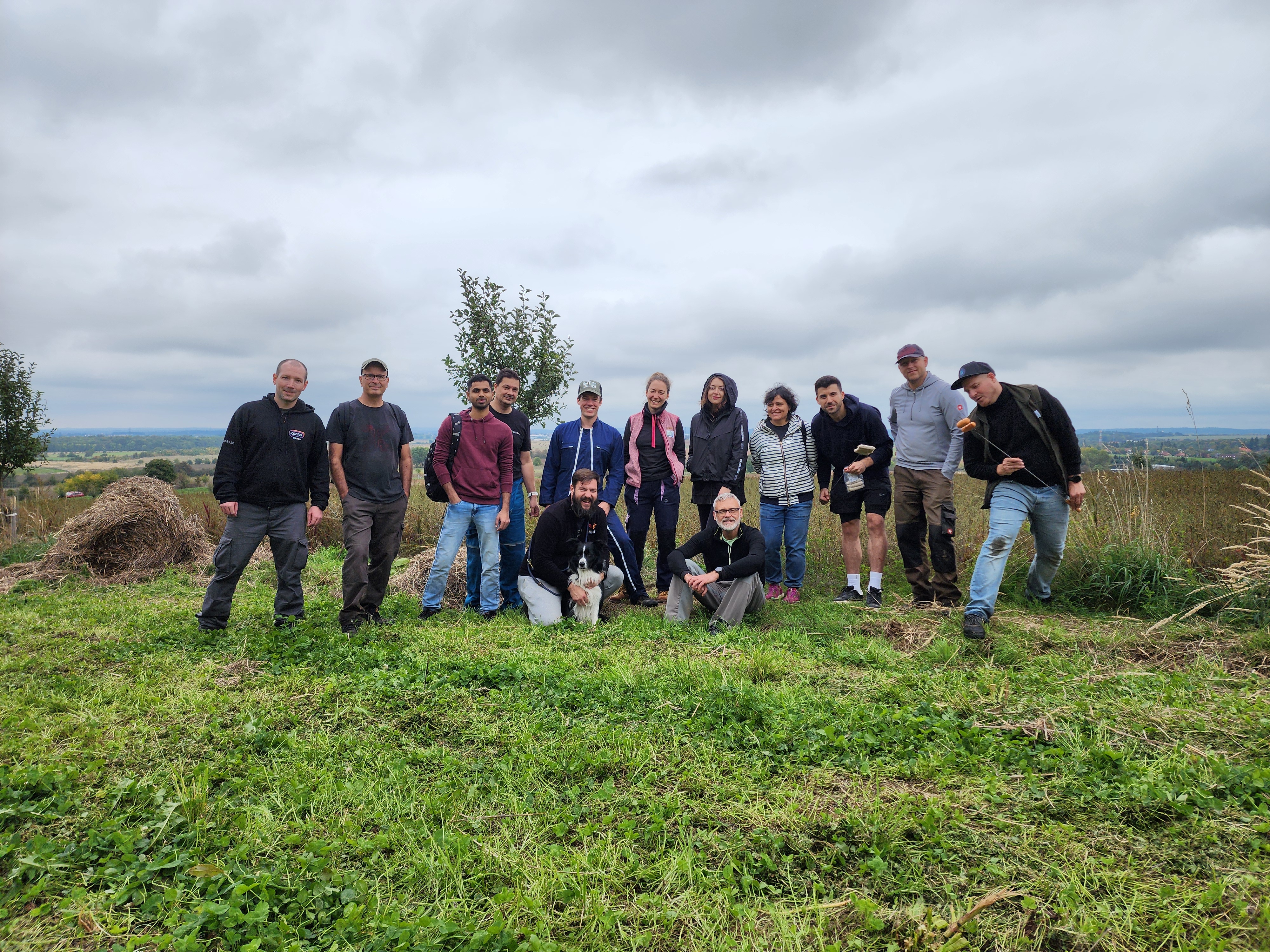 Na Točné jsme poskytli péči dalším stromkům a pomohli farmářovi Ježkovi