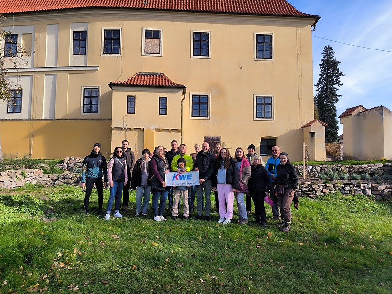 Výsadba na Starém zámku v Hořovicích