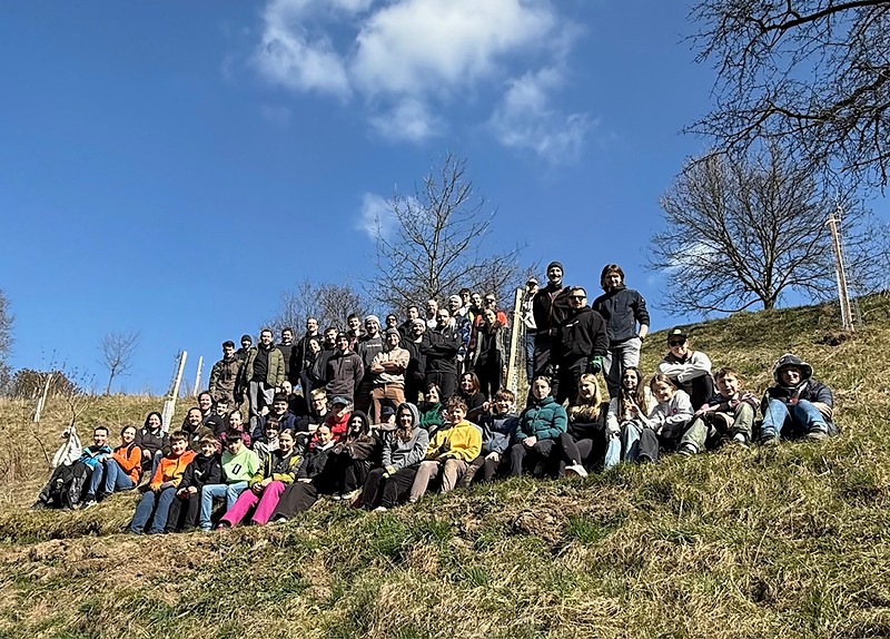 Díl 10: Obnova ovocného sadu/ Episode 10: Restoring the Orchard